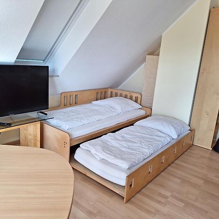 Messeapartment, Messezimmer Sehnde Exterior foto